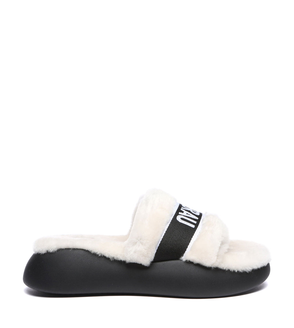 Flossy Slipper