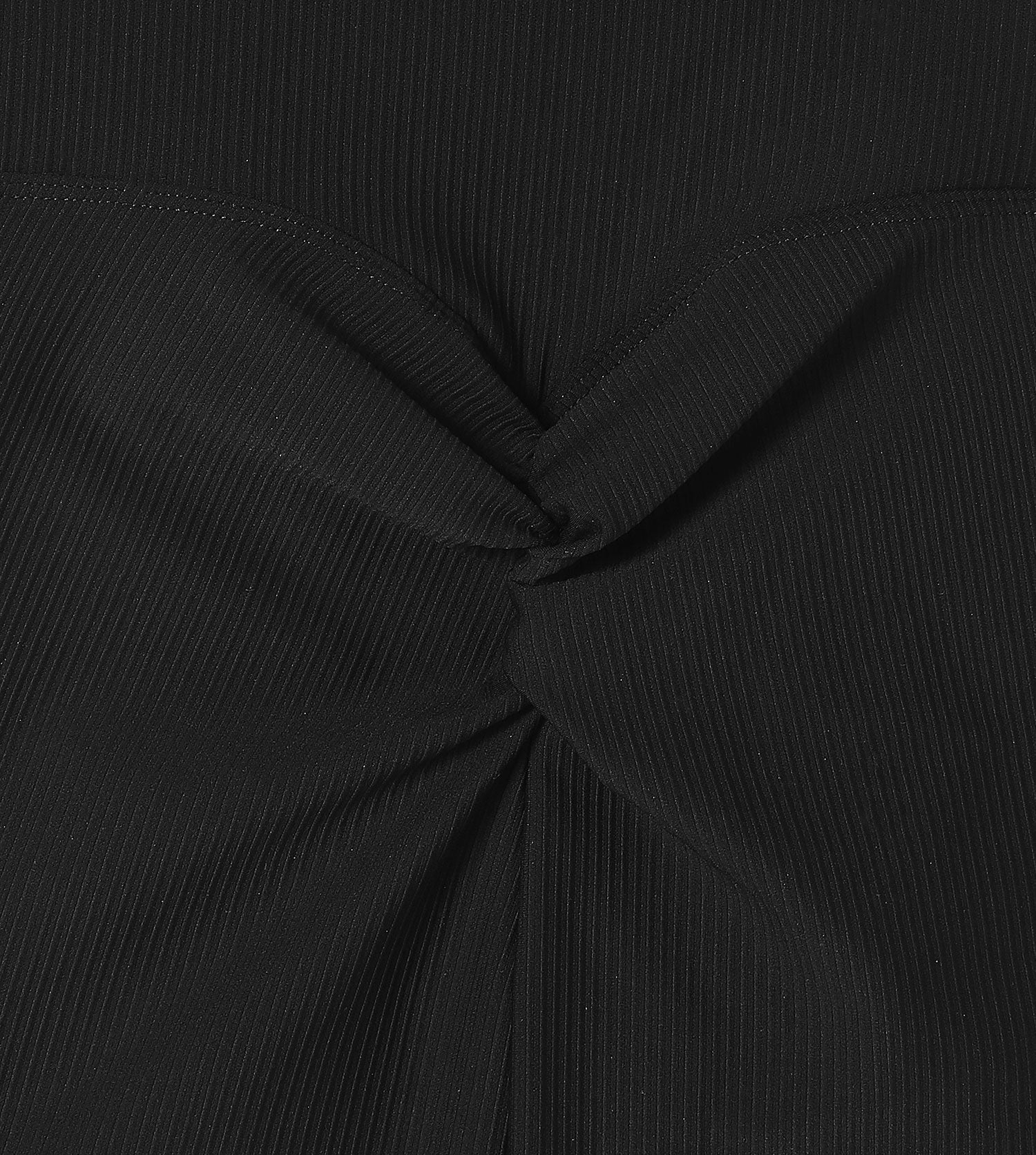 Flow Ribbed Short