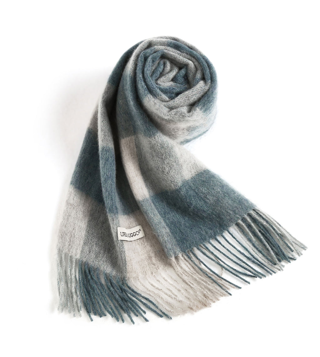 Zoe Scarf