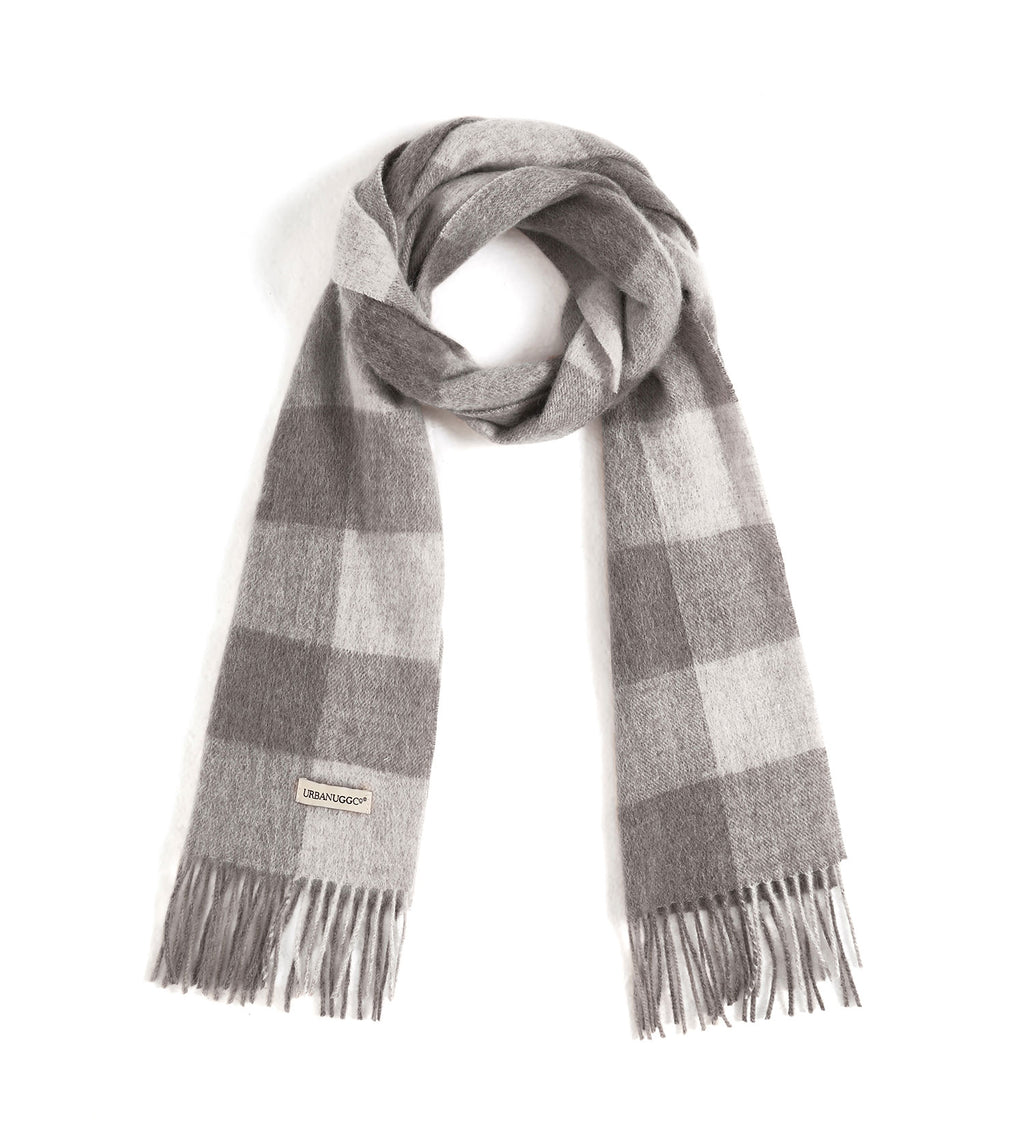 Zoe Scarf